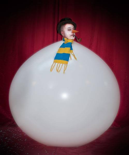 Book a Christmas cabaret